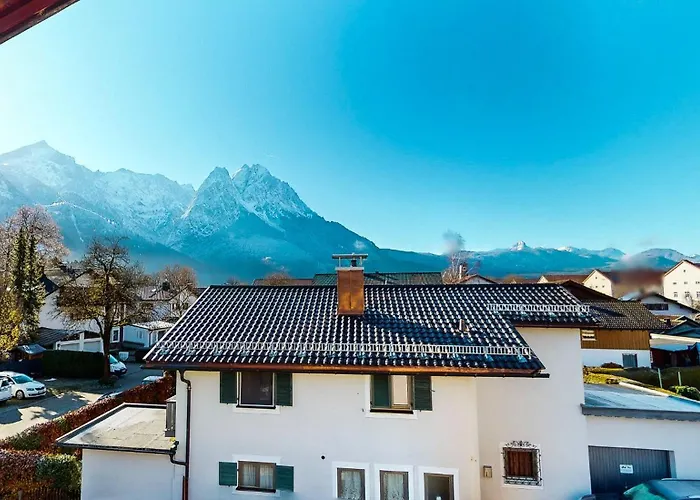 Marie-anne Apartment *